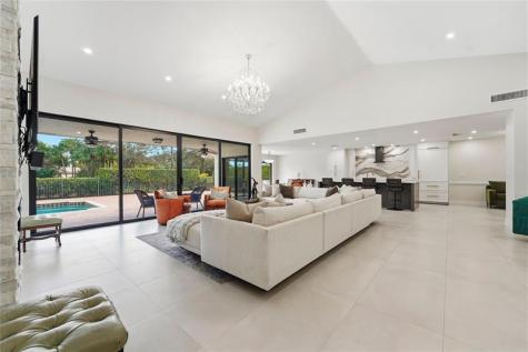 10486 Boca Woods Lane Boca Raton FL 33428