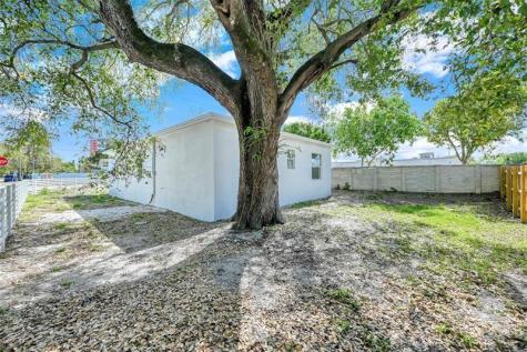 7990 NW 8th Avenue Miami FL 33150