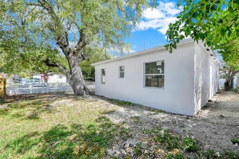 7990 NW 8th Avenue Miami FL 33150