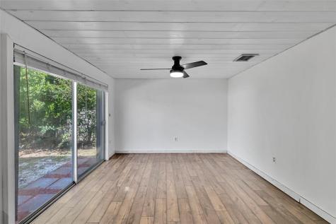 6881 SW 2nd Street Pembroke Pines FL 33023