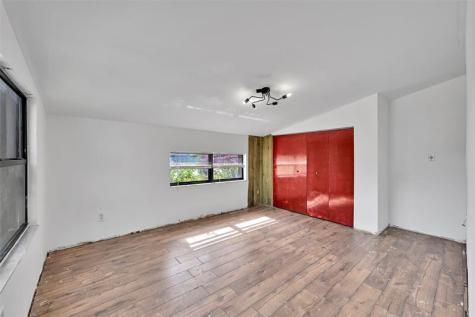 6881 SW 2nd Street Pembroke Pines FL 33023