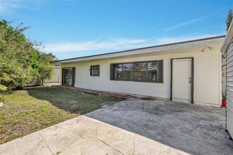 6881 SW 2nd Street Pembroke Pines FL 33023