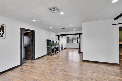 6881 SW 2nd Street Pembroke Pines FL 33023