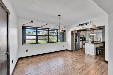 6881 SW 2nd Street Pembroke Pines FL 33023