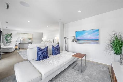 2855 NE 35th Street Fort Lauderdale FL 33306