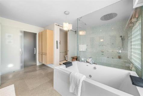 2855 NE 35th Street Fort Lauderdale FL 33306