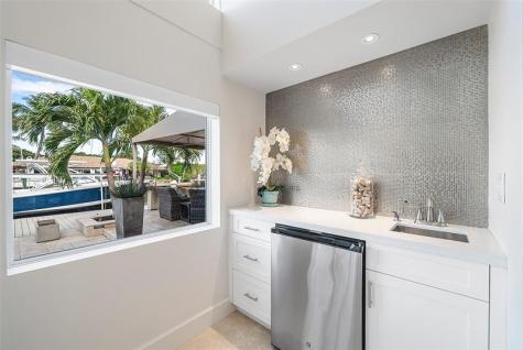 2855 NE 35th Street Fort Lauderdale FL 33306