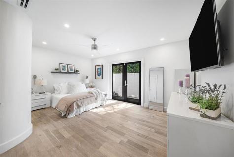 2855 NE 35th Street Fort Lauderdale FL 33306