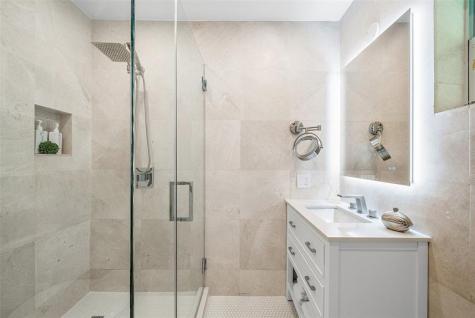 2855 NE 35th Street Fort Lauderdale FL 33306