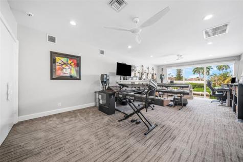 2855 NE 35th Street Fort Lauderdale FL 33306