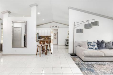 14429 Horseshoe Trace Wellington FL 33414