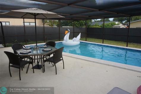 9220 SW 56th Street Miami FL 33165