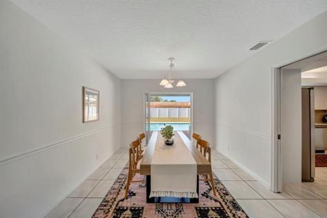 1251 SW 67th Avenue Plantation FL 33317