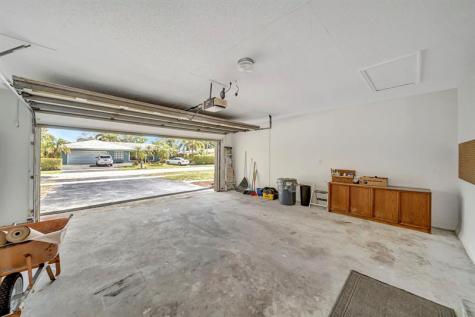 1251 SW 67th Avenue Plantation FL 33317