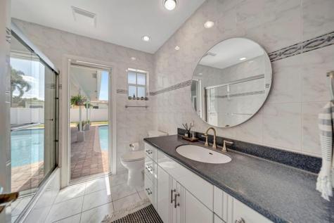 1251 SW 67th Avenue Plantation FL 33317
