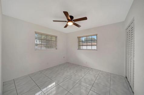 1251 SW 67th Avenue Plantation FL 33317