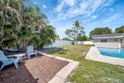 1251 SW 67th Avenue Plantation FL 33317