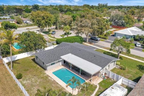 1251 SW 67th Avenue Plantation FL 33317