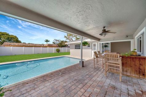 1251 SW 67th Avenue Plantation FL 33317