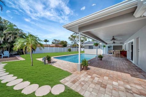 1251 SW 67th Avenue Plantation FL 33317
