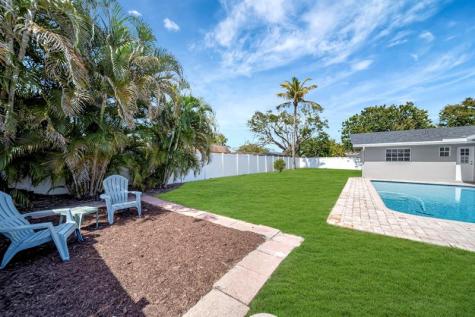 1251 SW 67th Avenue Plantation FL 33317
