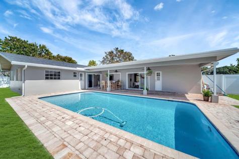 1251 SW 67th Avenue Plantation FL 33317