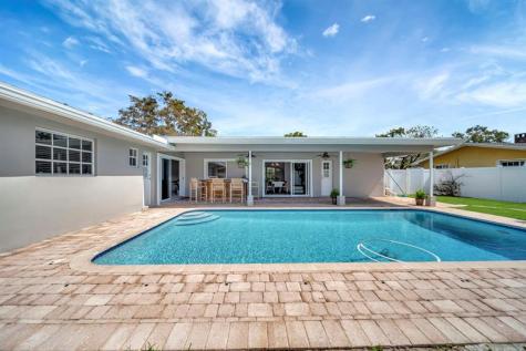 1251 SW 67th Avenue Plantation FL 33317