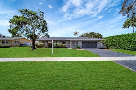 1251 SW 67th Avenue Plantation FL 33317