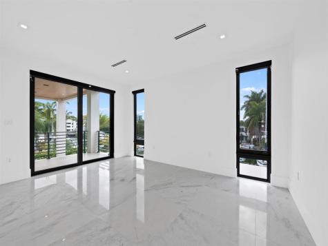 111 Fiesta Way Fort Lauderdale FL 33301