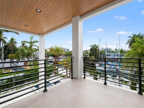 111 Fiesta Way Fort Lauderdale FL 33301