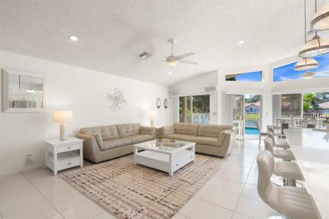 9938 N Springs Way Coral Springs FL 33076