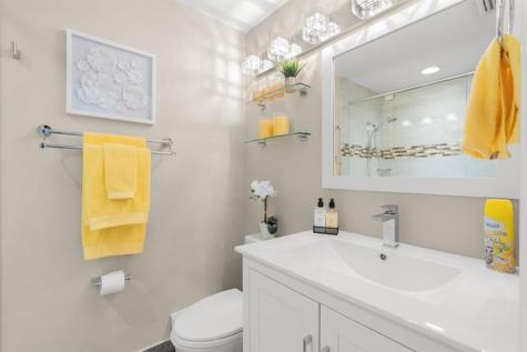 9938 N Springs Way Coral Springs FL 33076