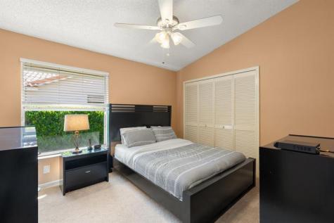 9938 N Springs Way Coral Springs FL 33076