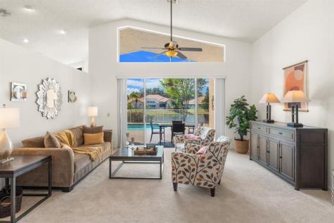 9938 N Springs Way Coral Springs FL 33076