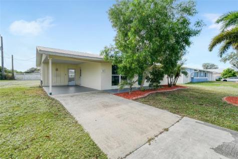 118 SW Ray Avenue Port St Lucie FL 34983