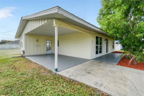 118 SW Ray Avenue Port St Lucie FL 34983