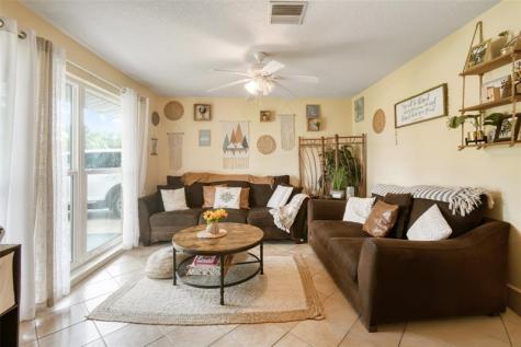 118 SW Ray Avenue Port St Lucie FL 34983
