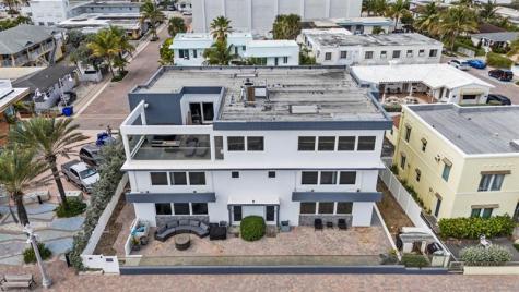 2201 N Surf Road Hollywood FL 33019