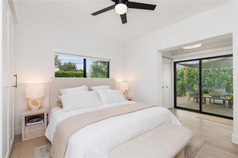 1080 E Country Club Circle Plantation FL 33317
