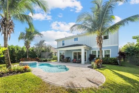 1018 Sweetgrass Street Loxahatchee FL 33470