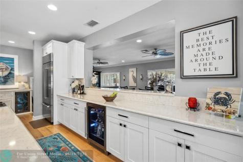 33 Rio Vista Drive Stuart FL 34996