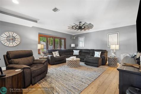 33 Rio Vista Drive Stuart FL 34996