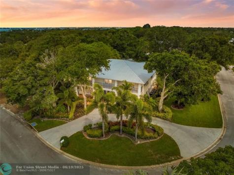 33 Rio Vista Drive Stuart FL 34996