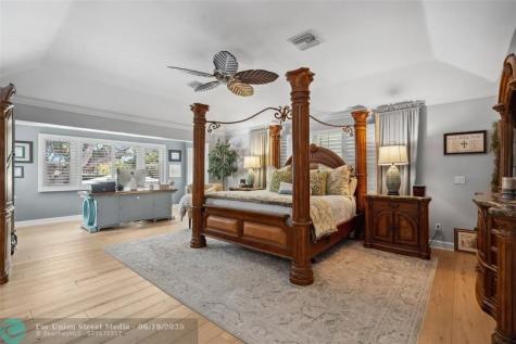 33 Rio Vista Drive Stuart FL 34996