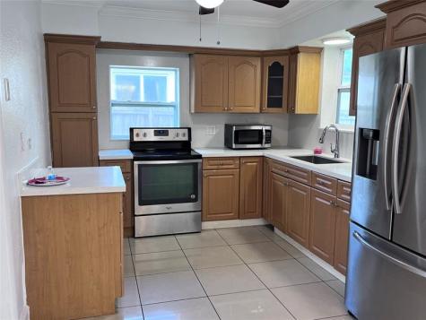 1425 S 25th Avenue Hollywood FL 33020