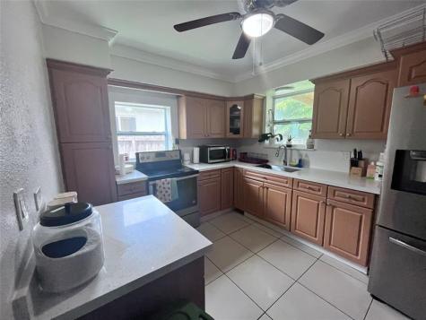 1425 S 25th Avenue Hollywood FL 33020