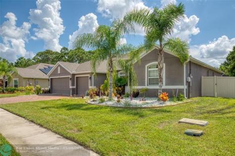 632 Stonebriar Drive SE Palm Bay FL 32909