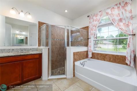 632 Stonebriar Drive SE Palm Bay FL 32909