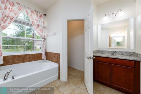 632 Stonebriar Drive SE Palm Bay FL 32909