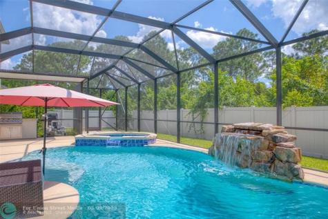 632 Stonebriar Drive SE Palm Bay FL 32909